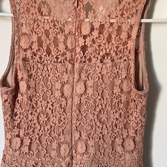 Monteau Los Angeles Blush Lace Handkerchief-Hem Dress | Romantic Boho | L - Picture 5 of 8